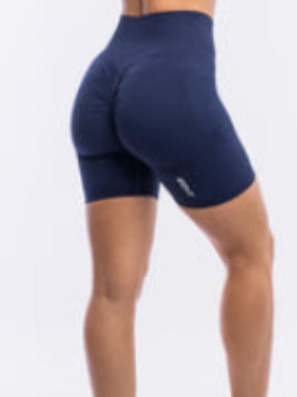 NWOT ECHT Arise Scrunch Butt Bike
Seamless Bike Shorts Navy - Size L